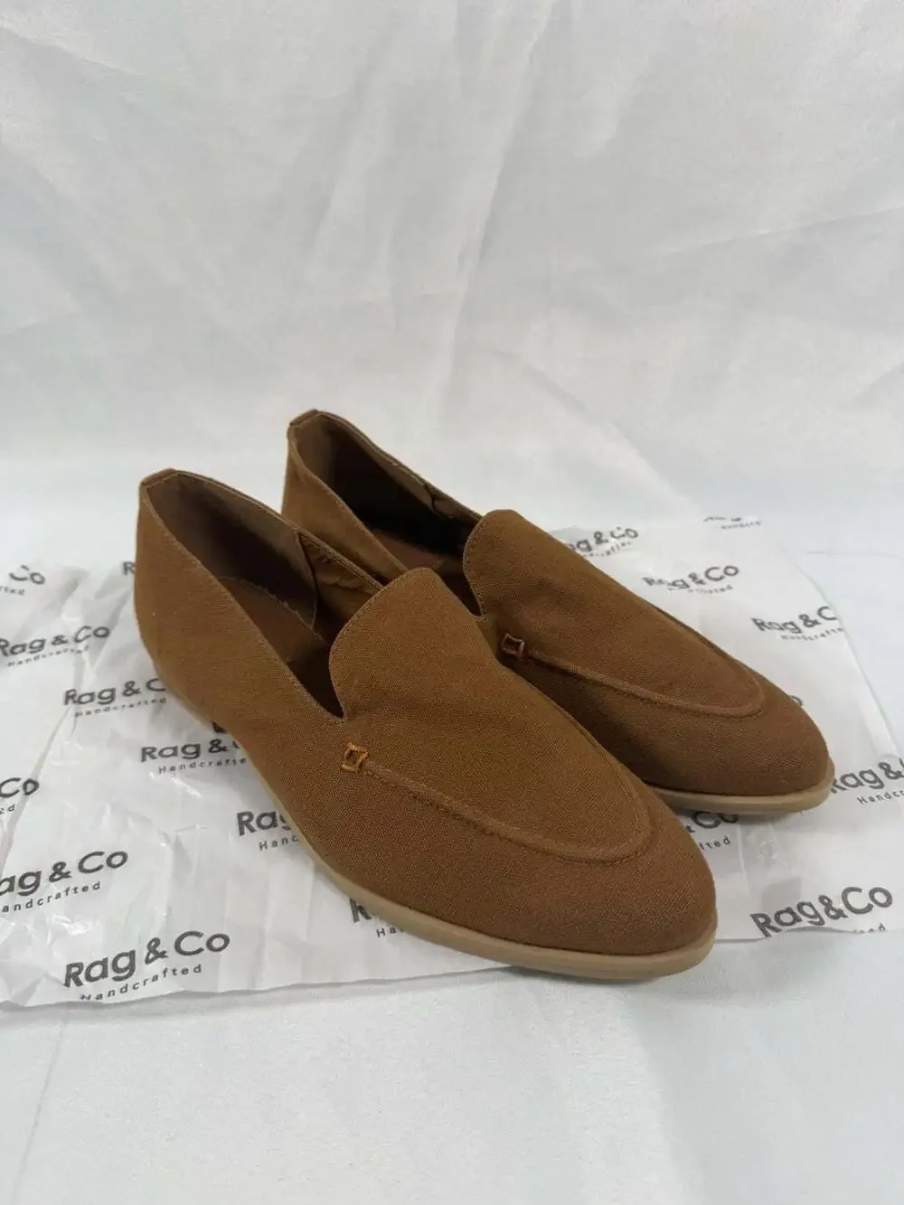 Rag & Co Bougie Tan Organic Canvas Loafers Size 9 NEW